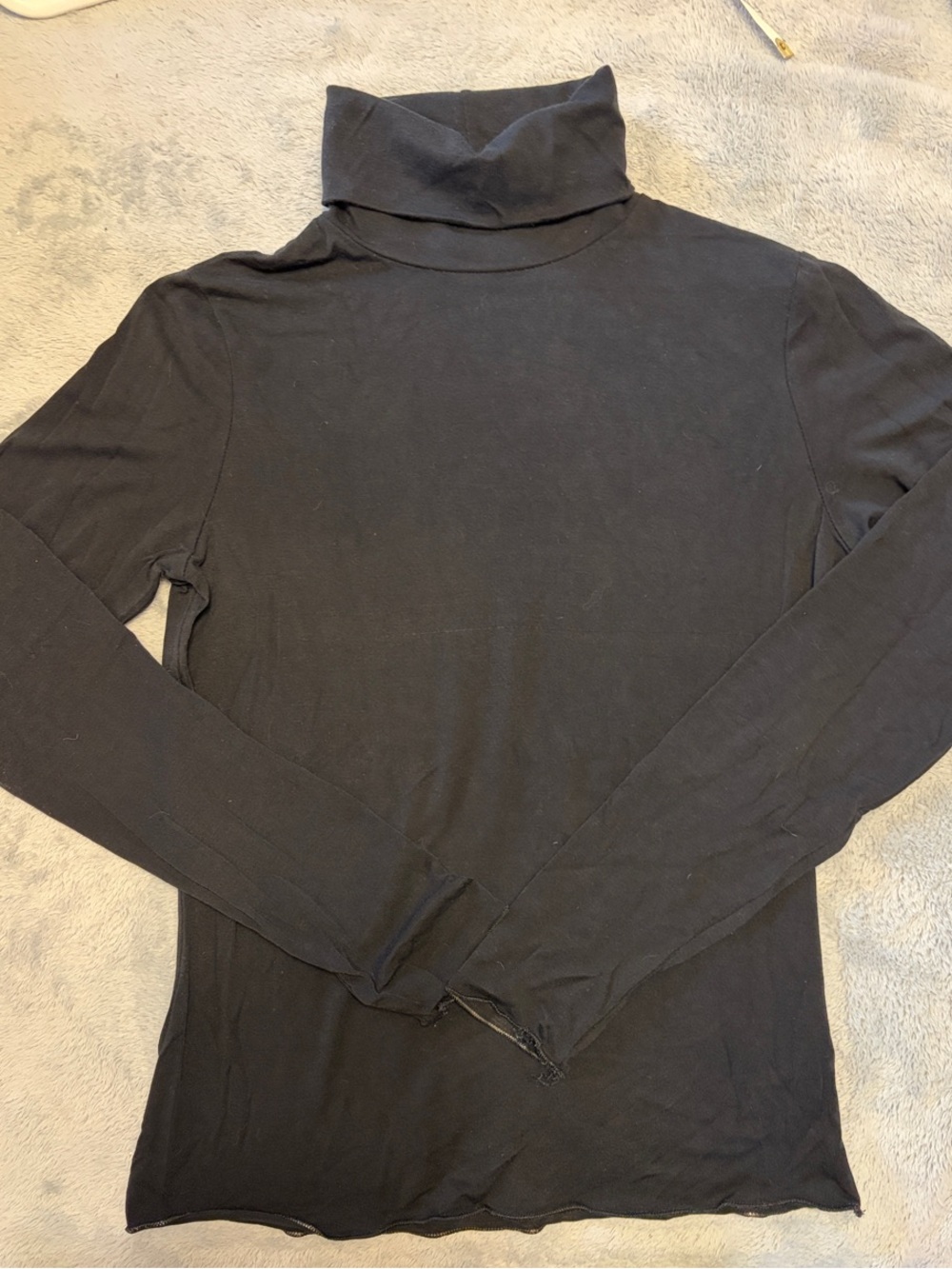 GAP Women’s Y2K Black Turtleneck Long-Sleeve Sweater